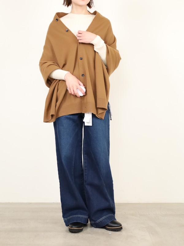 【Emmaculate】ボタン付きニットストール