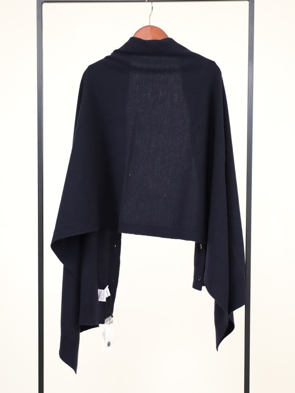 【Emmaculate】ボタン付きニットストール