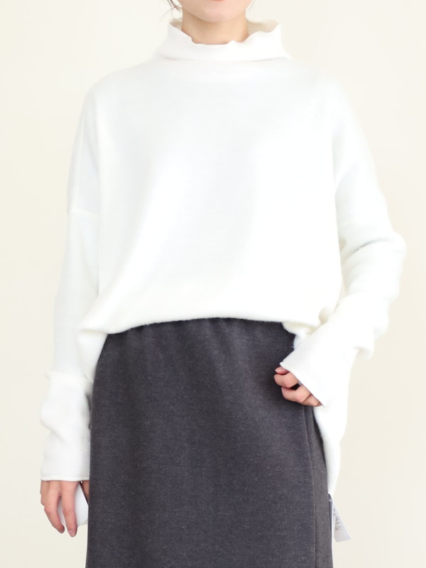 【MICA&DEAL】シャギールーズタートルネックプルオーバー