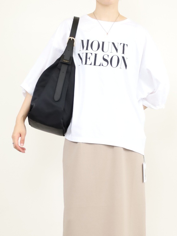 【VIOLA'dORO】ワンショルダーナイロンバッグ