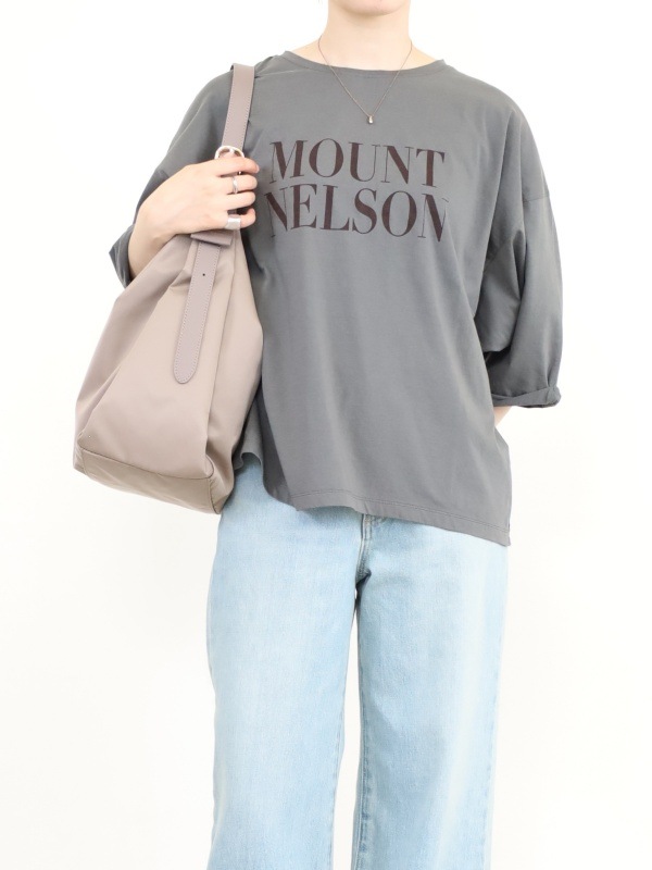 【VIOLA'dORO】ワンショルダーナイロンバッグ