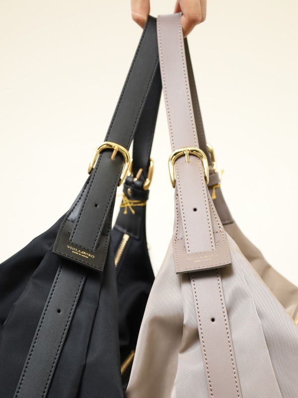 【VIOLA'dORO】ワンショルダーナイロンバッグ