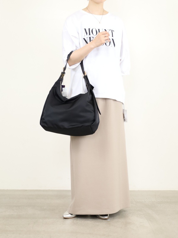 【VIOLA'dORO】ワンショルダーナイロンバッグ