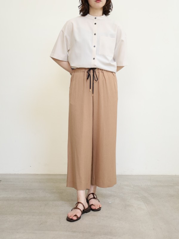 【trois】麻レーヨン8.5分丈パンツ