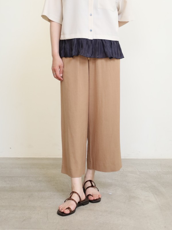【trois】麻レーヨン8.5分丈パンツ