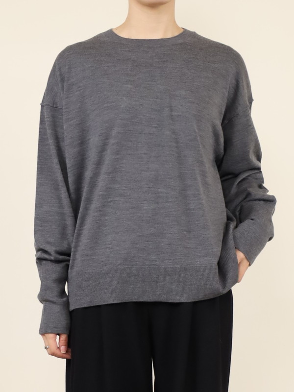 【Emmaculate】ウールクルーネック長袖ニット