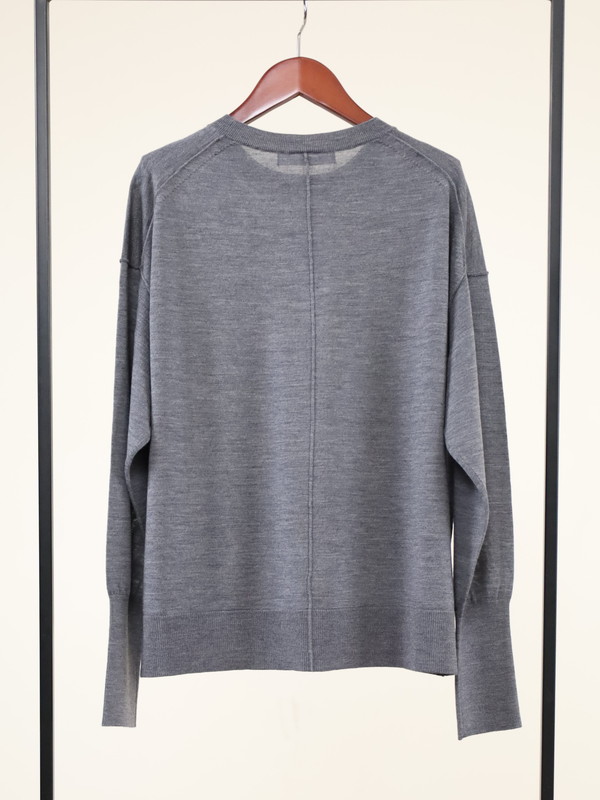 【Emmaculate】ウールクルーネック長袖ニット