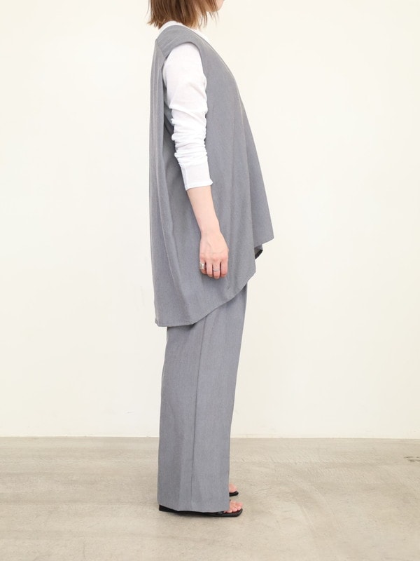 【CHIGNON】肩タックVネックベスト