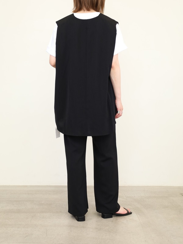 【CHIGNON】肩タックVネックベスト