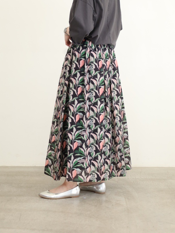 【trois】ギャザースカート