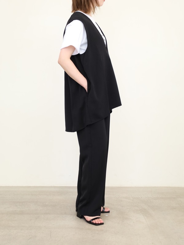 【CHIGNON】センタープレスラップパンツ
