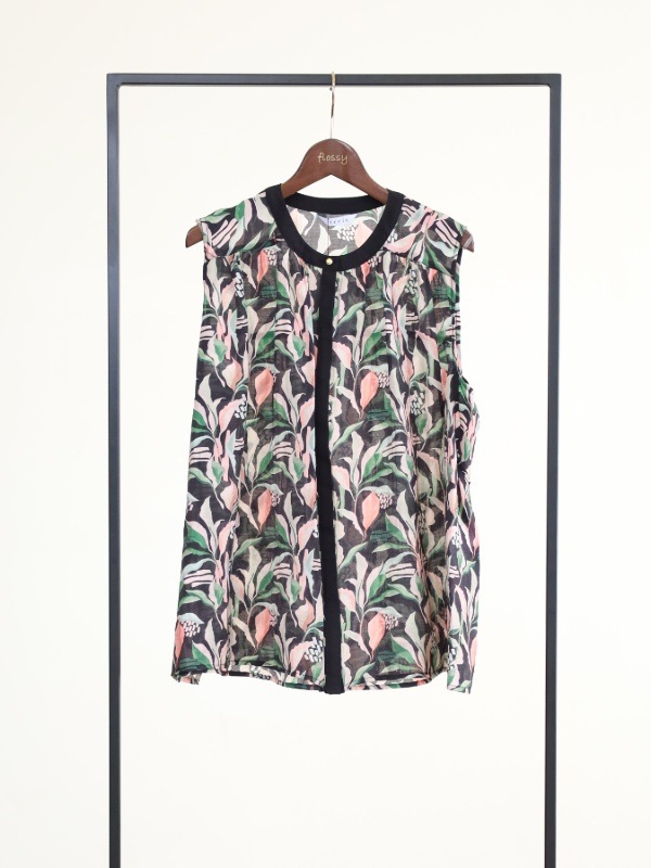 【trois】ノンスリギャザーブラウス