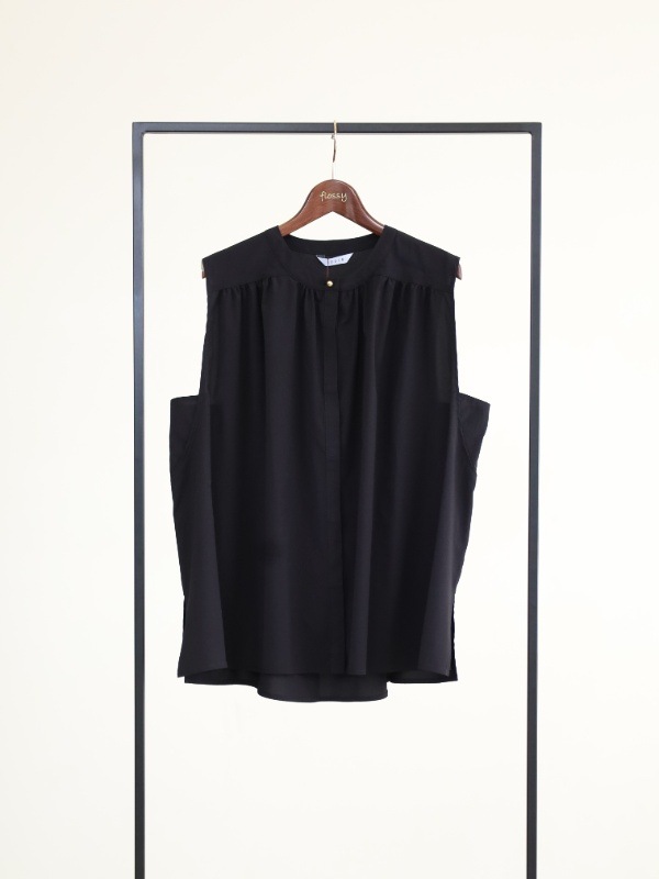 【trois】ノンスリギャザーブラウス