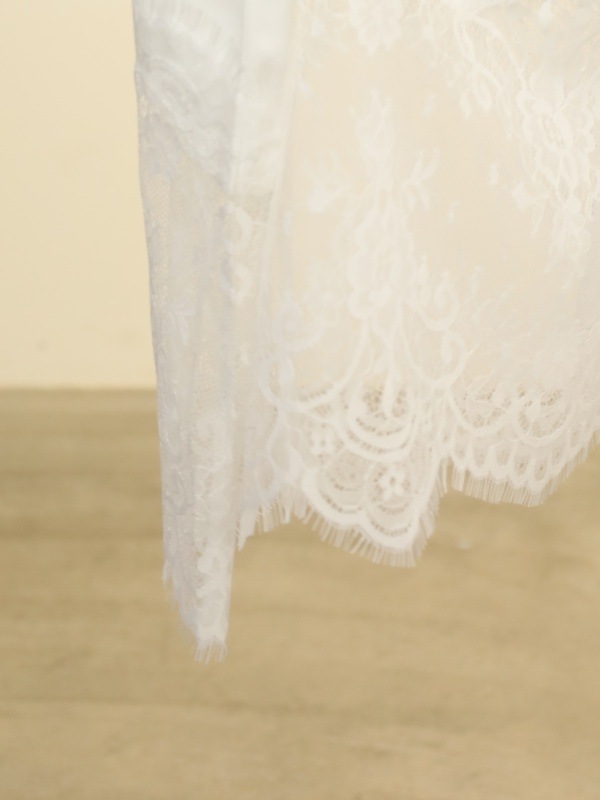 【Un carnet】裾レースキャミソール ：4月初旬お届け