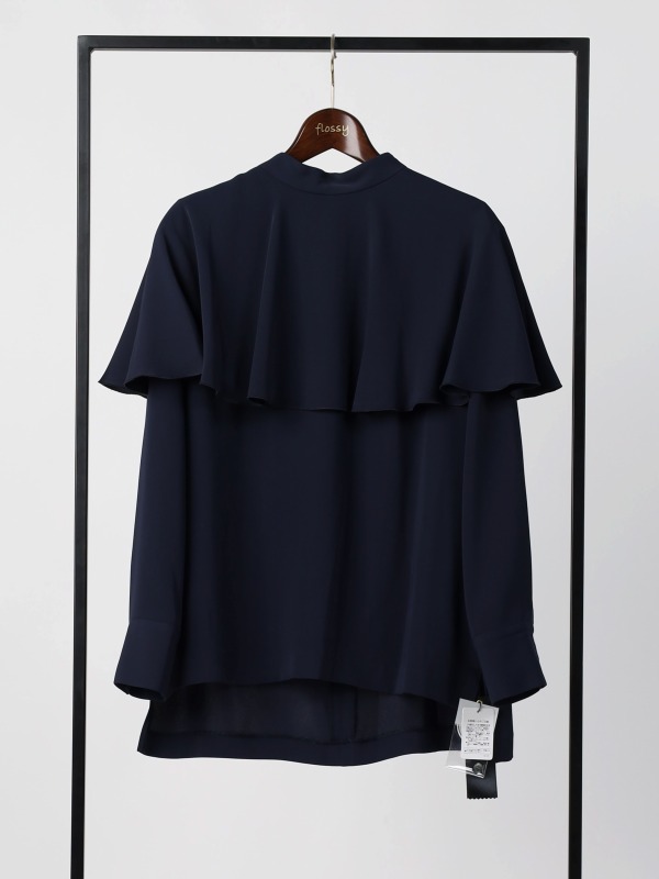 【dolly-sean】とろみサテンケープブラウス