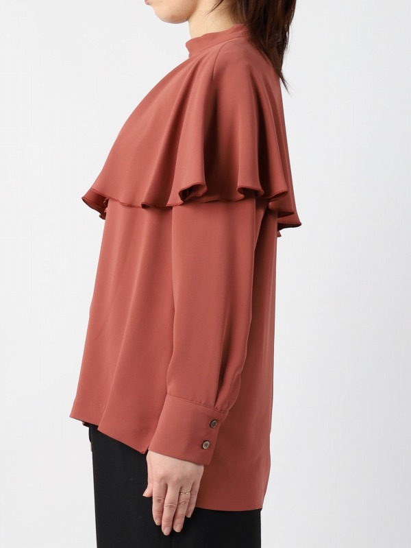 【dolly-sean】とろみサテンケープブラウス