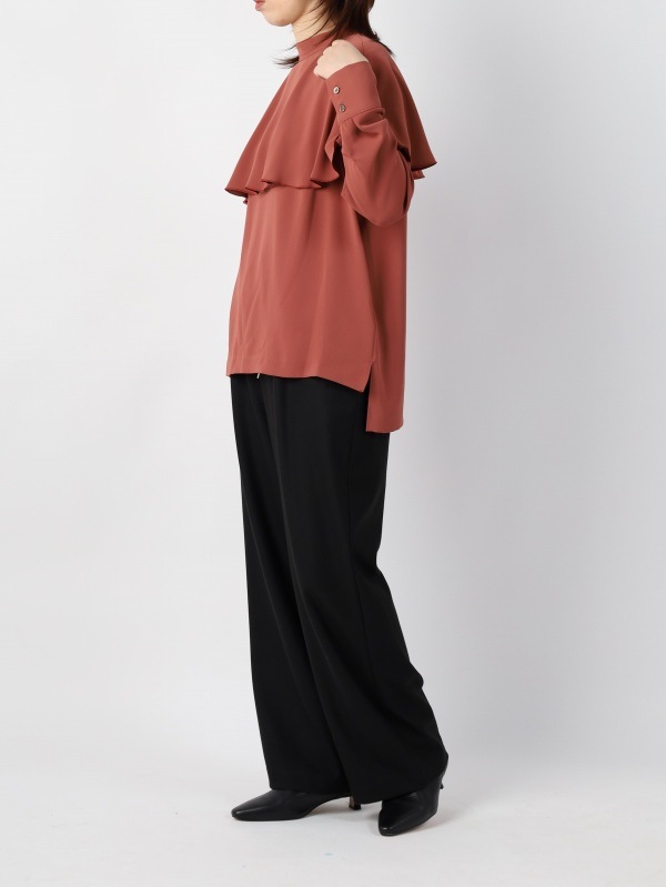 【dolly-sean】とろみサテンケープブラウス