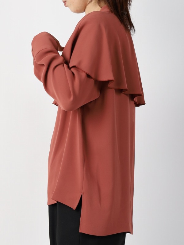 【dolly-sean】とろみサテンケープブラウス