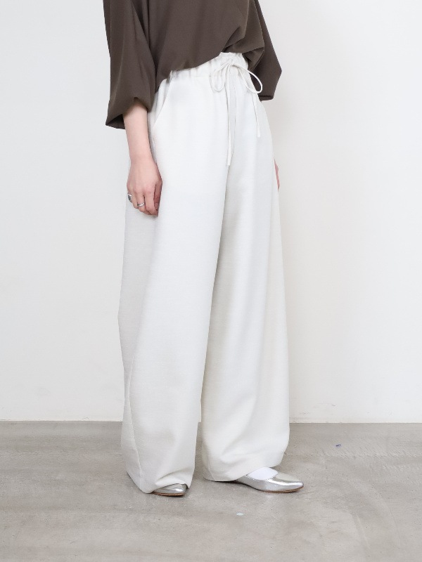 【trois】スラブツイードワイドバレルパンツ