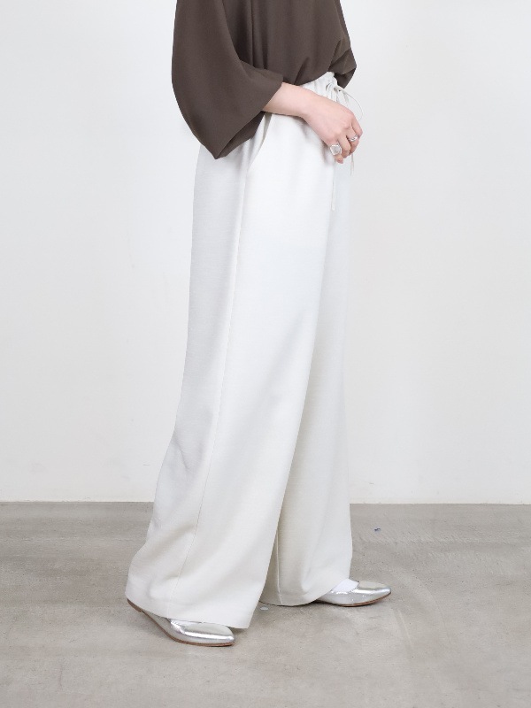 【trois】スラブツイードワイドバレルパンツ