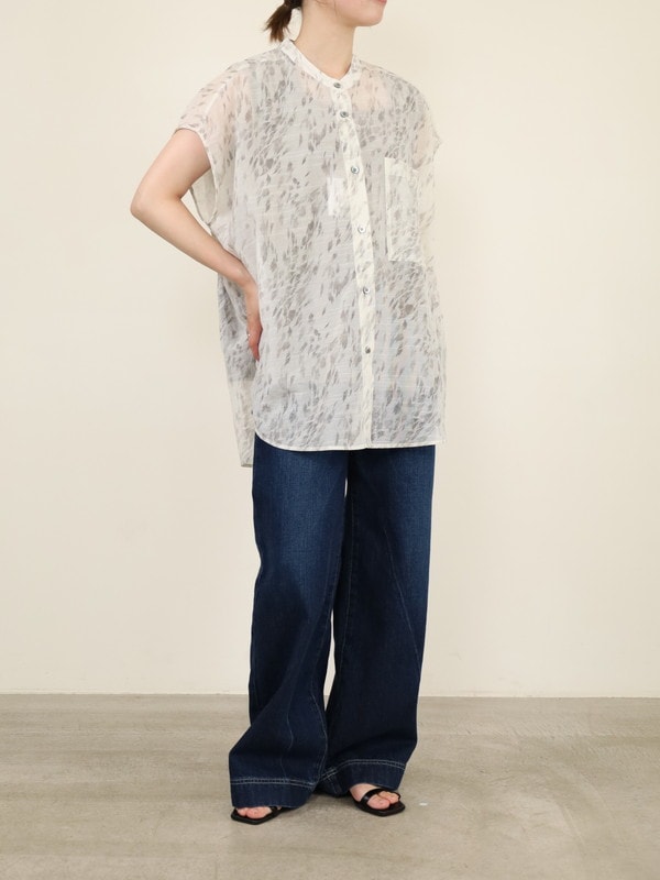 【CHIGNON】フレンチ袖シアー柄ブラウス
