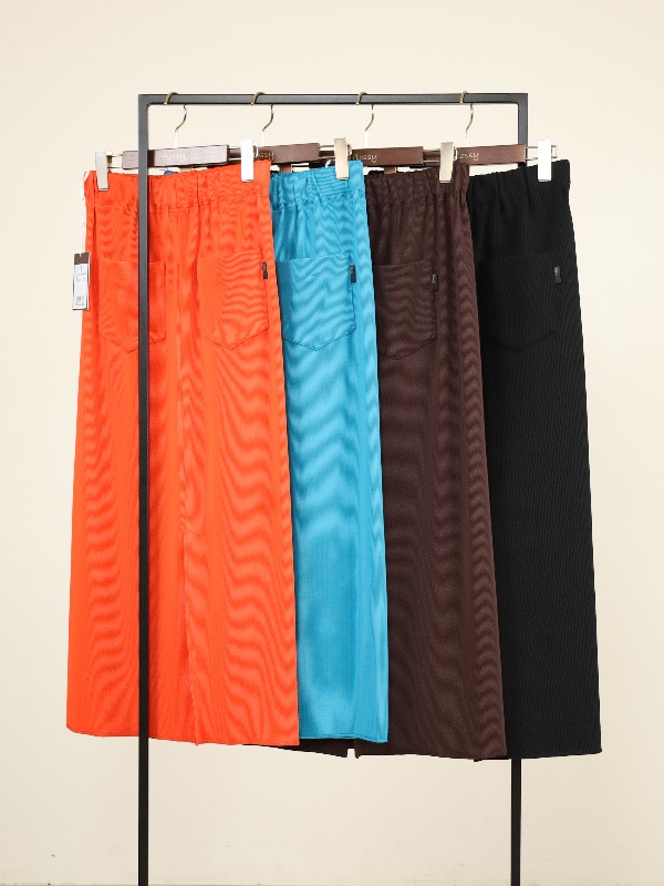 【ayane】リブ生地ペンシルスカート