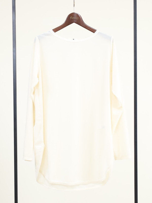 【siro de la bonte】シアーベロアクルーネックトップス