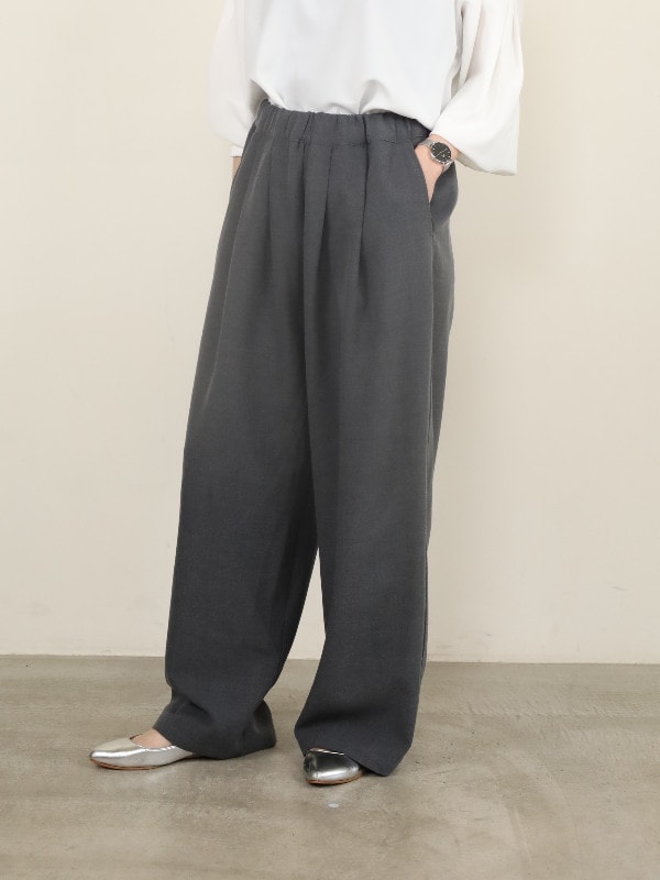 【siro de la bonte】ストレッチツイルタックイージーパンツ