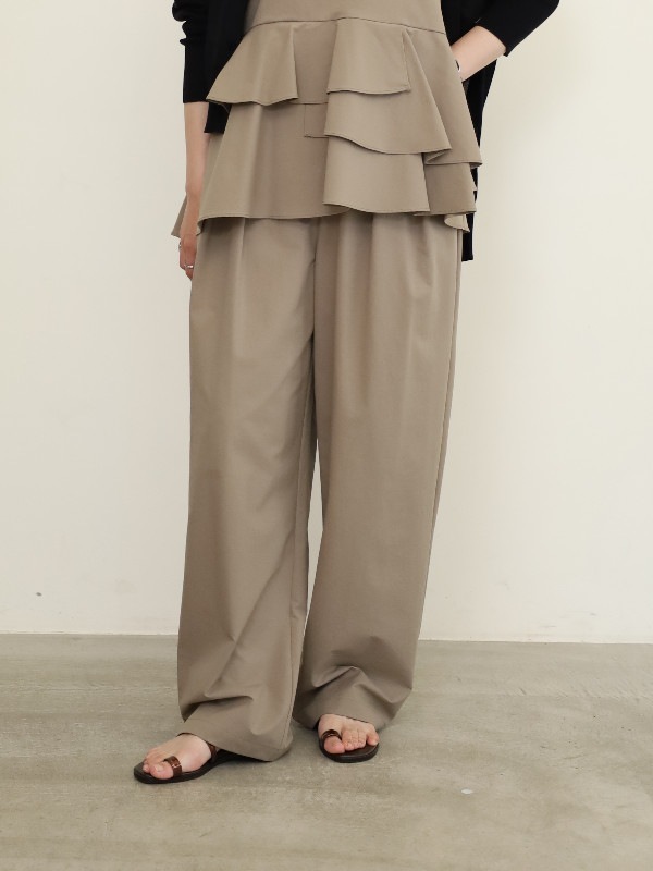 【CHIGNON】ソフトタフタイージーパンツ