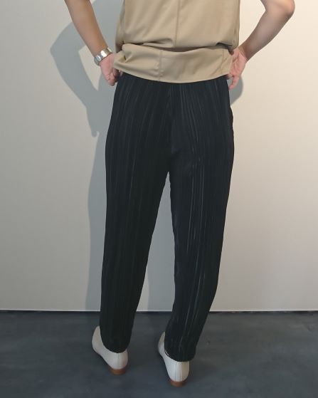 【boutique ordinary】プリーツジョガーパンツ