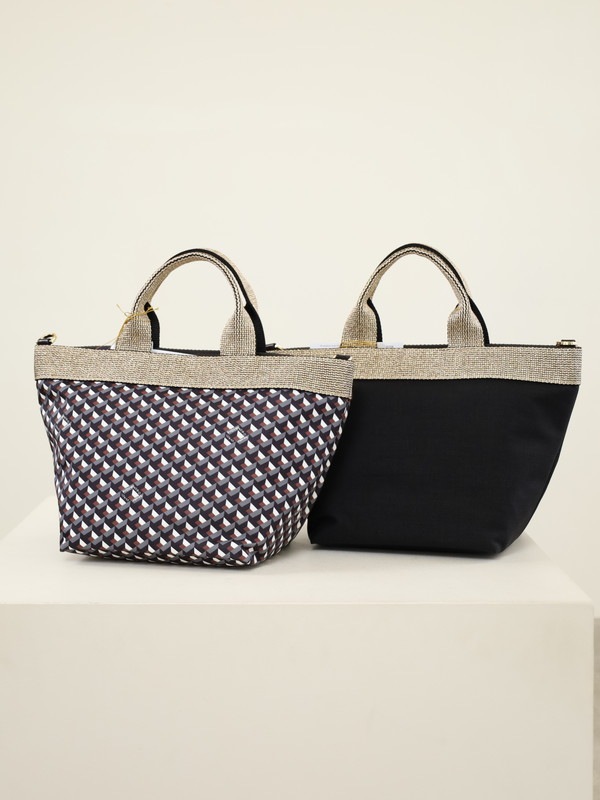 【VIOLAd'ORO】キラリ☆ナイロンバッグ