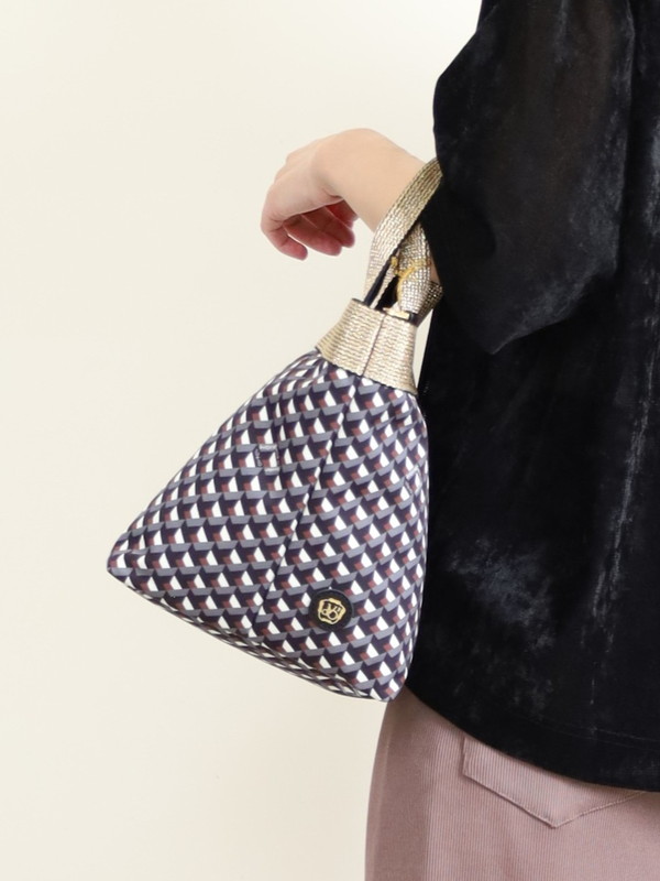 【VIOLAd'ORO】キラリ☆ナイロンバッグ