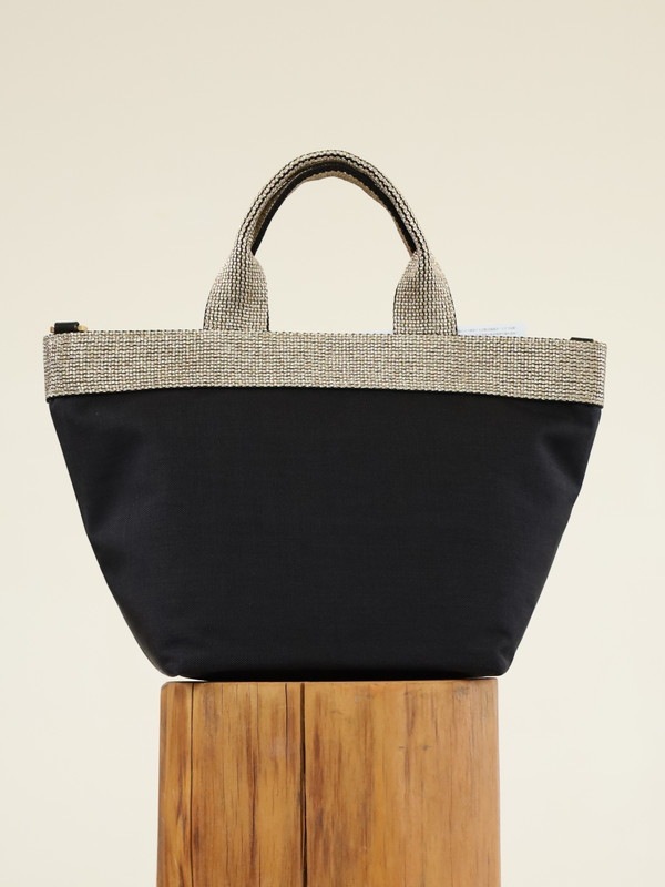 【VIOLAd'ORO】キラリ☆ナイロンバッグ