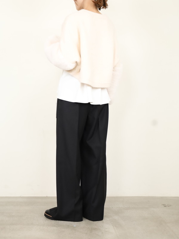 【trois】エコファー使いショート丈ニットボレロ