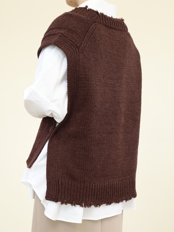 【CEaRET】ケーブルニットベスト