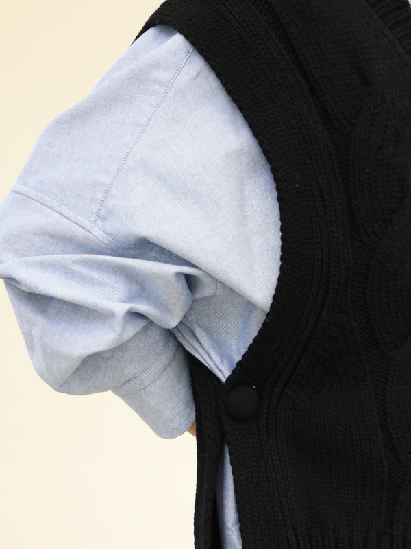 【CEaRET】ケーブルニットベスト