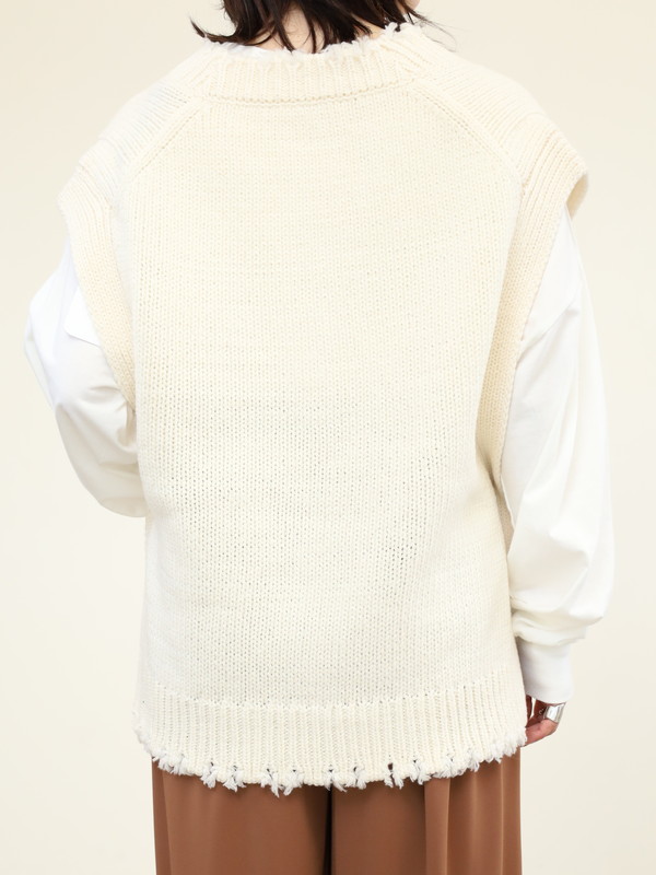 【CEaRET】ケーブルニットベスト