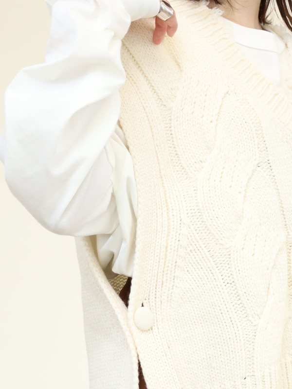 【CEaRET】ケーブルニットベスト