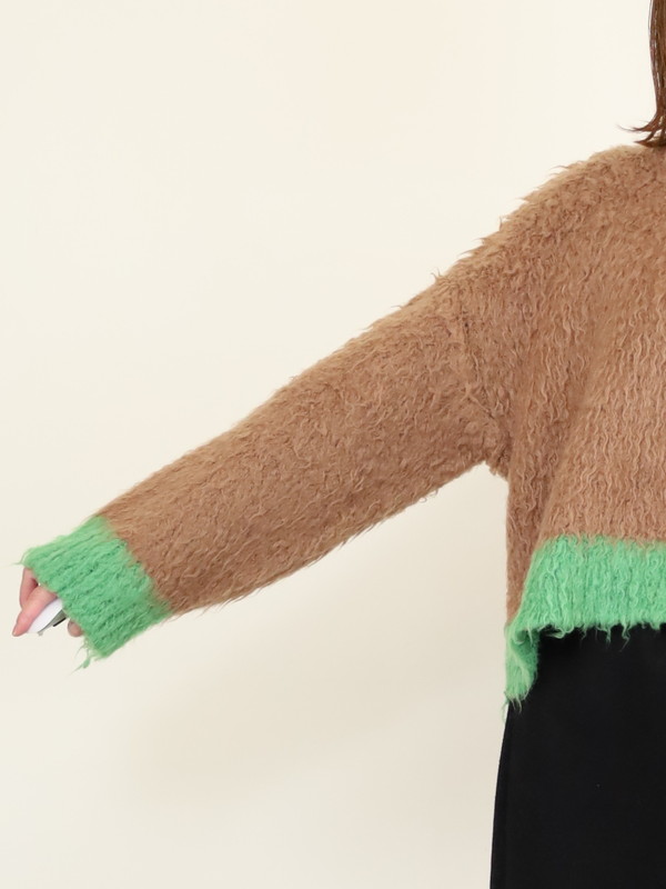 【CYAN TOKYO】配色カーリーショートニット