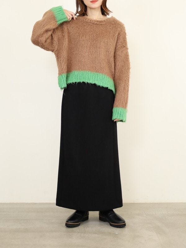 【CYAN TOKYO】配色カーリーショートニット