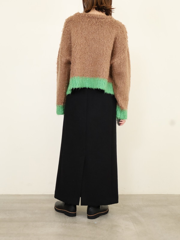 【CYAN TOKYO】配色カーリーショートニット