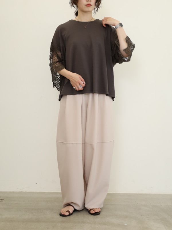 【ayane】袖レースTシャツ