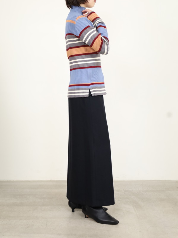【trois】マルチボーダーハイネックリブニット