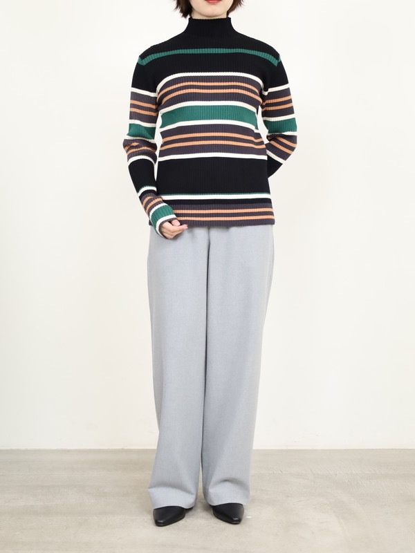 【trois】マルチボーダーハイネックリブニット