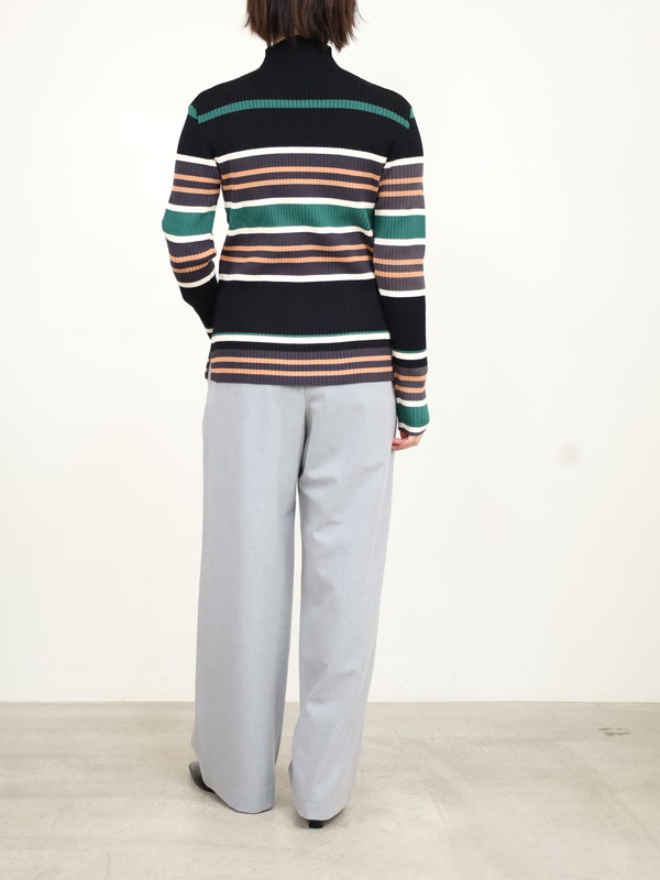 【trois】マルチボーダーハイネックリブニット