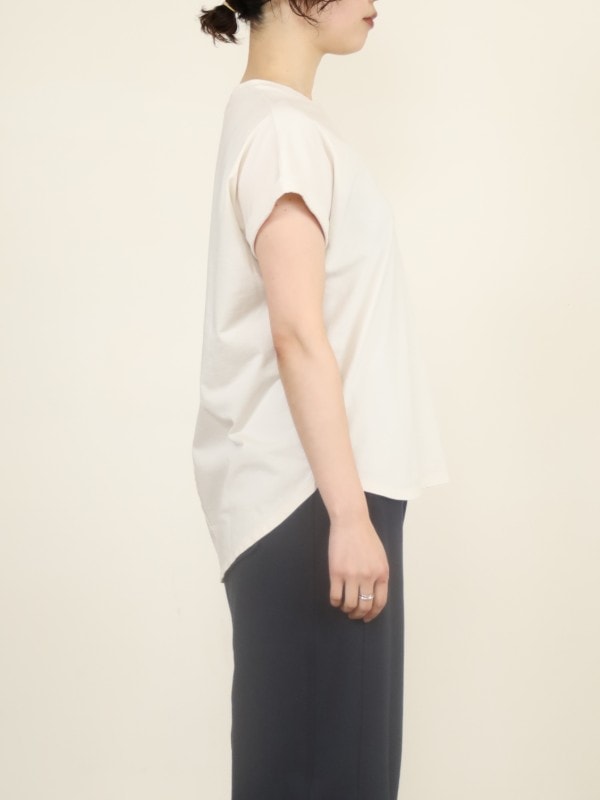 【MICA&DEAL】”LAIA”ヘムラウンドTシャツ