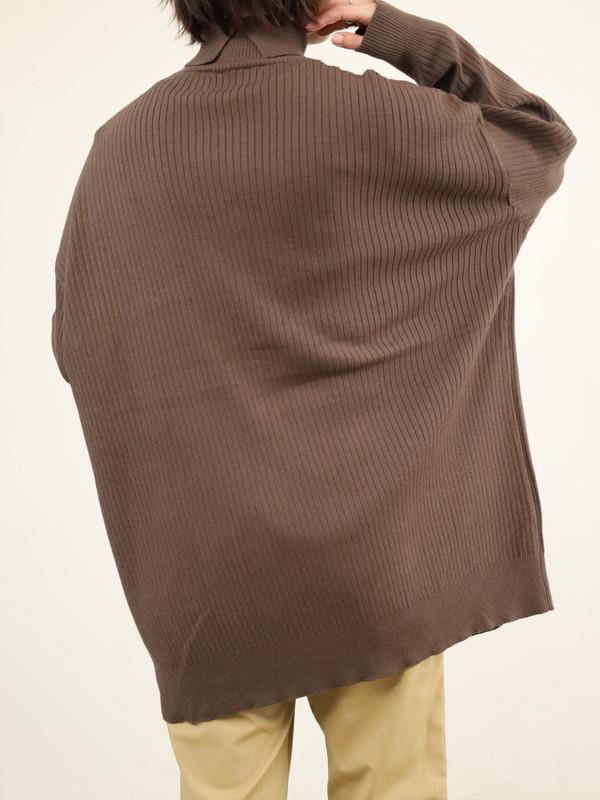 【CYAN TOKYO】アシメスリットタートルニット