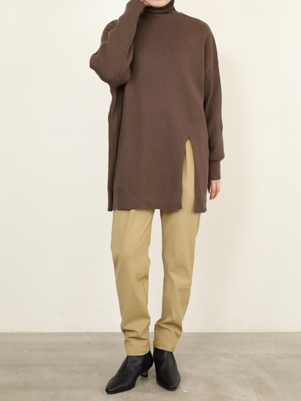 【CYAN TOKYO】アシメスリットタートルニット