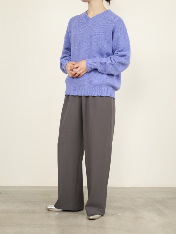 【Emmaculate】ムラ糸コットンVネック長袖ニット