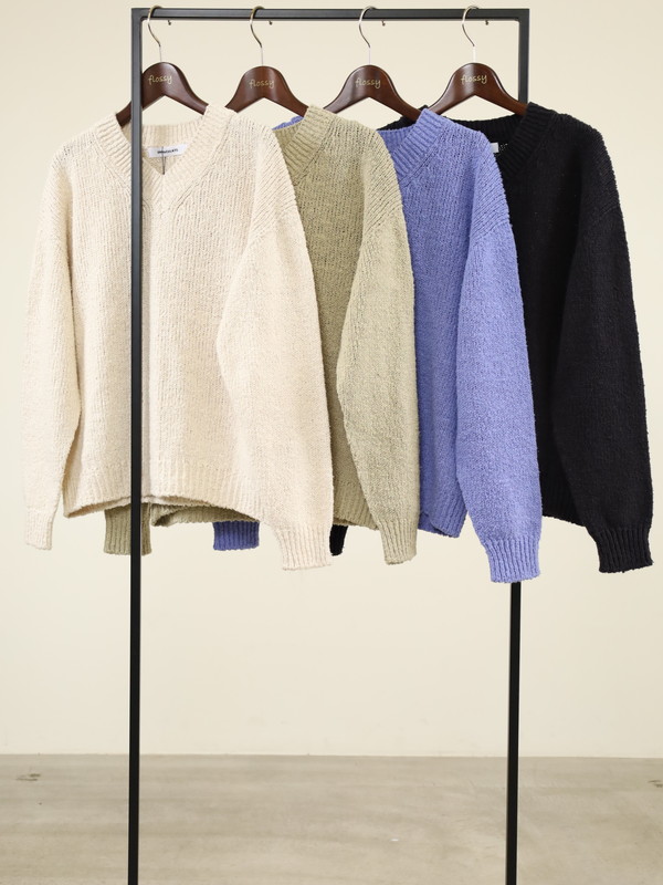 【Emmaculate】ムラ糸コットンVネック長袖ニット